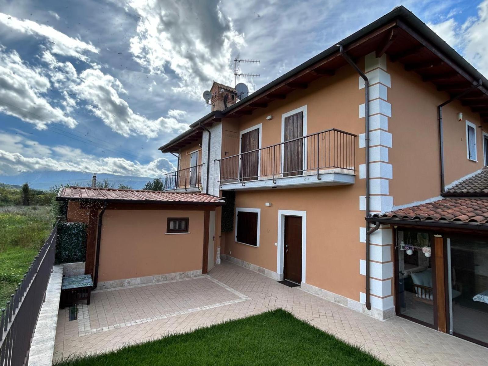 Casa Vacanze Boutique House Casa Mimo San Demetrio ne' Vestini Экстерьер фото